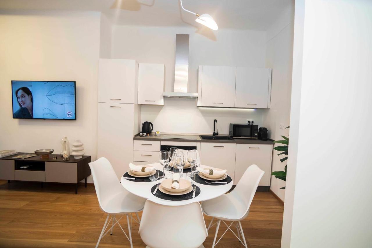 Atmosfere Terrace View Apartment Bergamo Exteriör bild